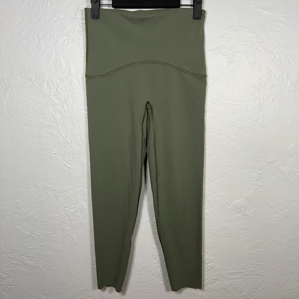 Spanx Shapy Booty Boost 7/8 Leggings Sage Olive Sz M Sculpting